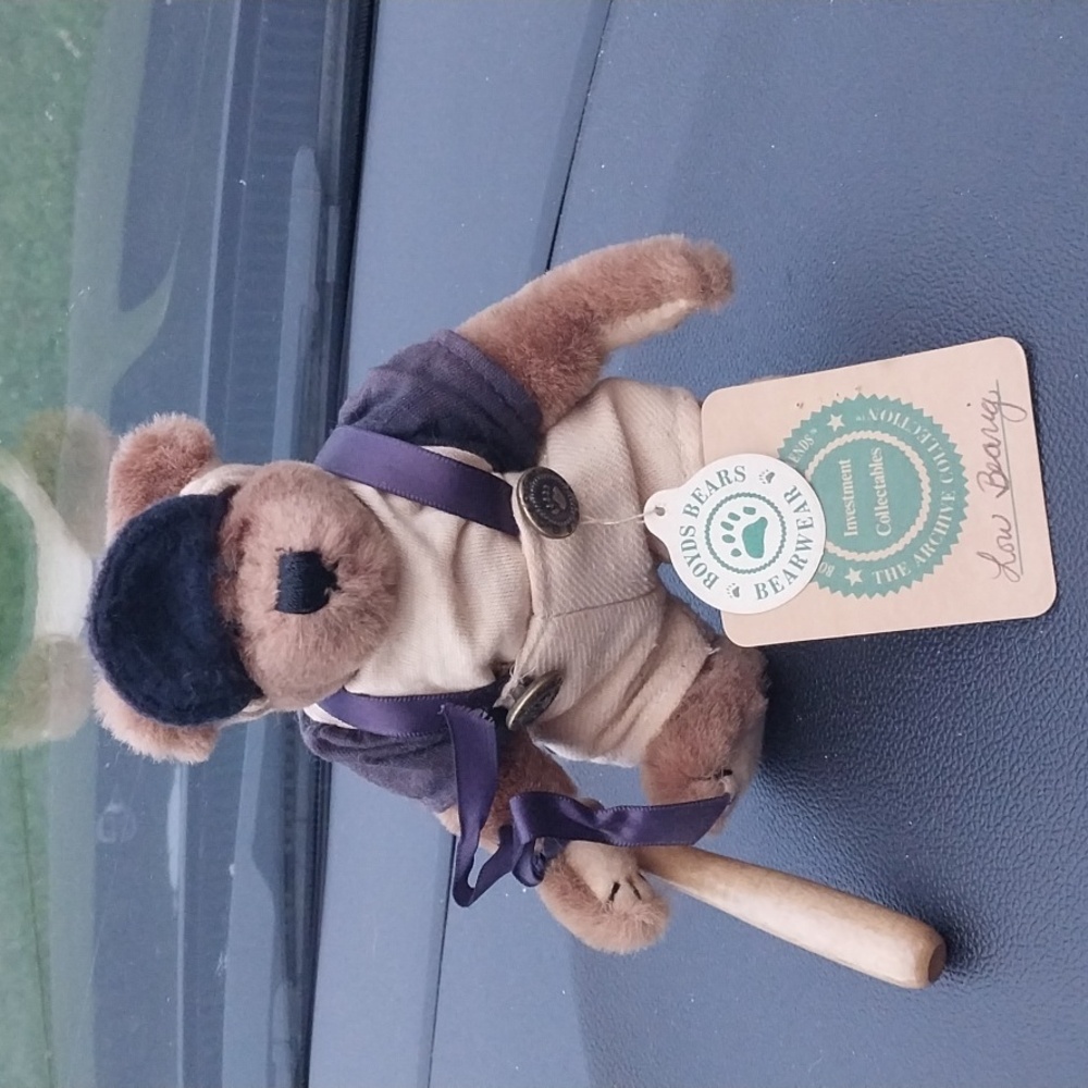 Boyd's Bear Lou Bearig from the Archive Collection